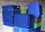 Gebruikte bakken en kratten